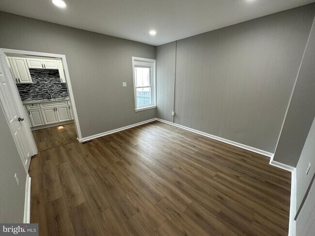 Dining Room - 124 Wayne Ave