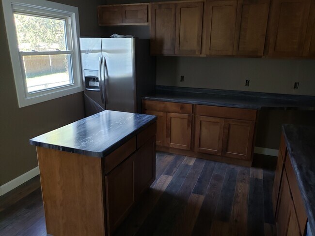 Foto del edificio - 3 Bed 1 Bath Single Family Home in Merrill