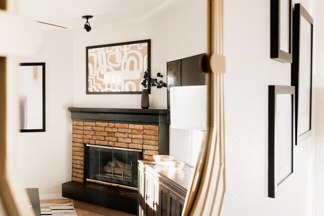 Foto del edificio - 6380 S Boston St