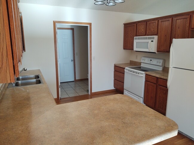 Photo - 205 Lynx Trl Townhome