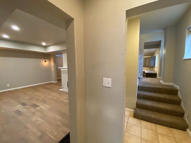 Building Photo - Beautifully Updated South Hill Home in Spo...