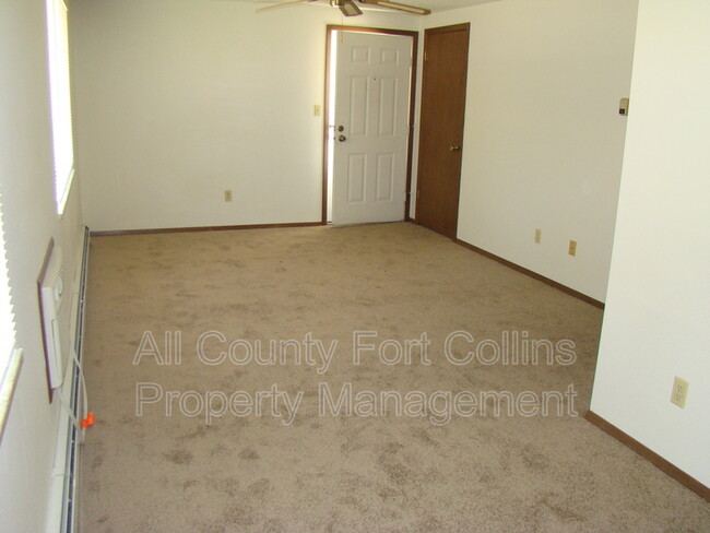 Building Photo - 421 Mulberry Dr