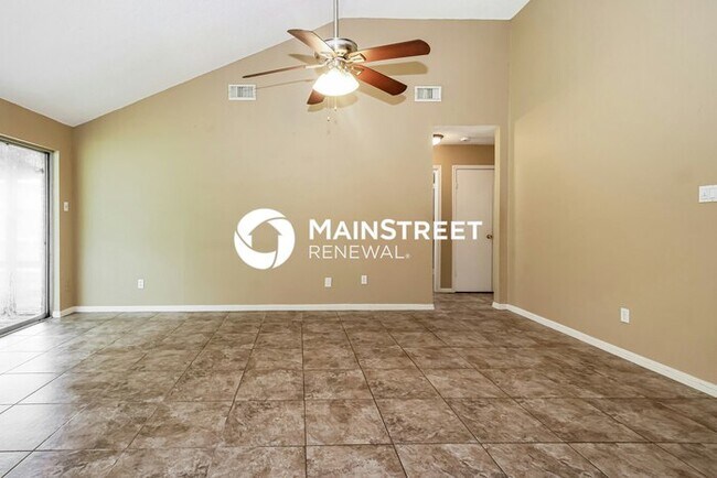 Foto del edificio - 4 Bedroom Pet-Friendly Home in Houston, TX with Main Street Renewal