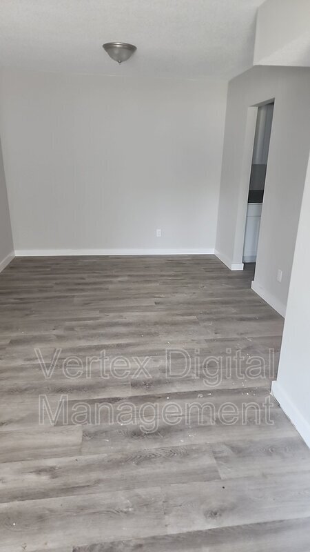 Building Photo - 4601 Narrow Lane Rd