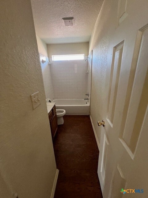 Building Photo - 2802 Cantabrian Dr