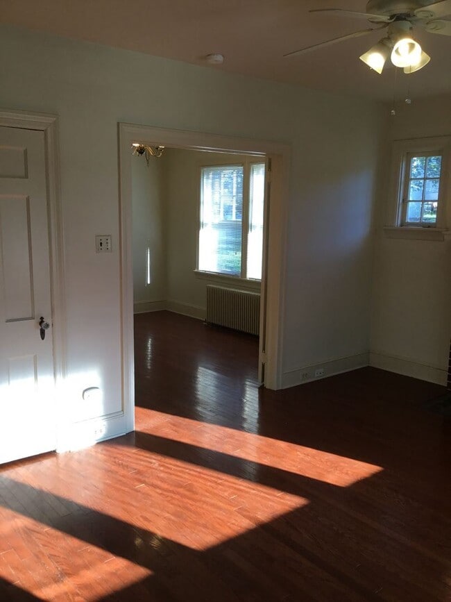 Building Photo - 3 br, 1.5 bath House - 2088 NEW DANVILLE PIKE