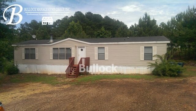 Primary Photo - 4221 Holcomb Cir