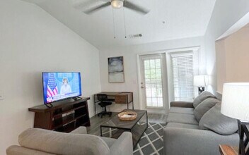 Building Photo - 14000 Gardner Dr