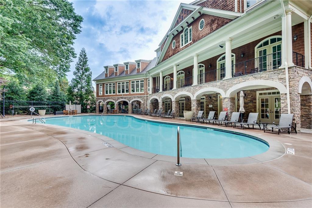 Foto principal - 200 River Vista Drive
