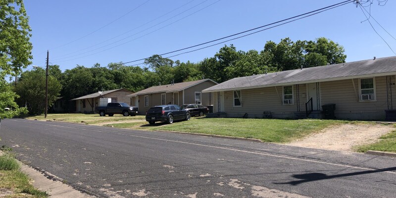 Primary Photo - MULFORD MULTI FAMILY