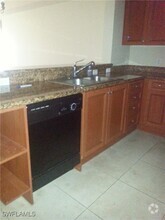 Building Photo - 20254 Royal Villagio Ct