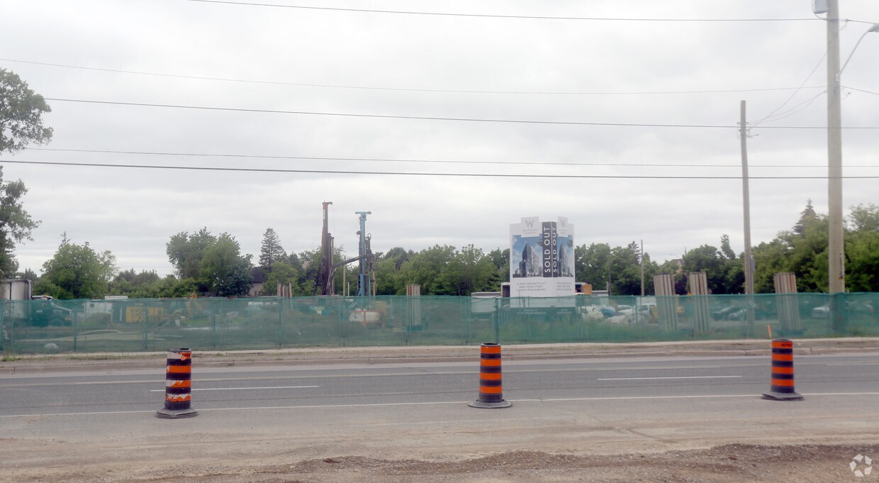 Westwood Gardens 8868 Yonge St Richmond Hill, ON