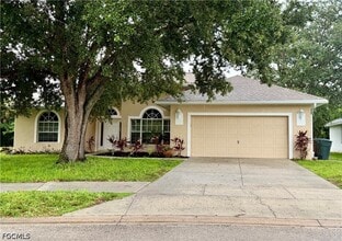 Building Photo - 1466 Argyle Dr