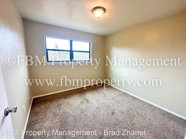 Building Photo - 2 br, 1 bath Apartment - 1207 N Clay 1207 ...