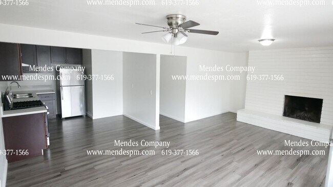 Foto del edificio - Spacious 2 BD/1 BA in Oak Park