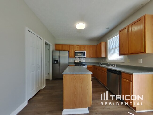 Foto del edificio - 128 Ancient Oaks Way