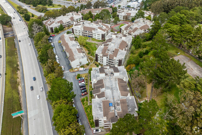 Exterior alternativo - Village Serramonte