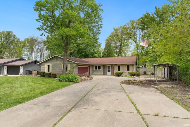Building Photo - 515 Ward Dr