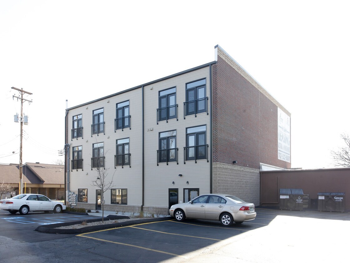 Avenue Flats Apartments Lansing, MI