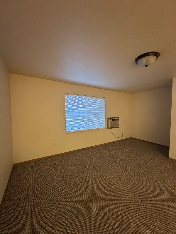 Foto del edificio - 45 Appleway Dr