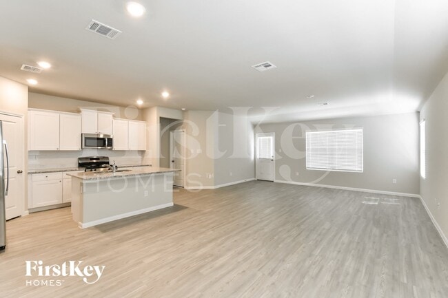 Building Photo - 6620 Hatchery Way