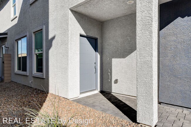 Building Photo - 4 br, 4 bath House - 3782 Paseo De Paz Ave