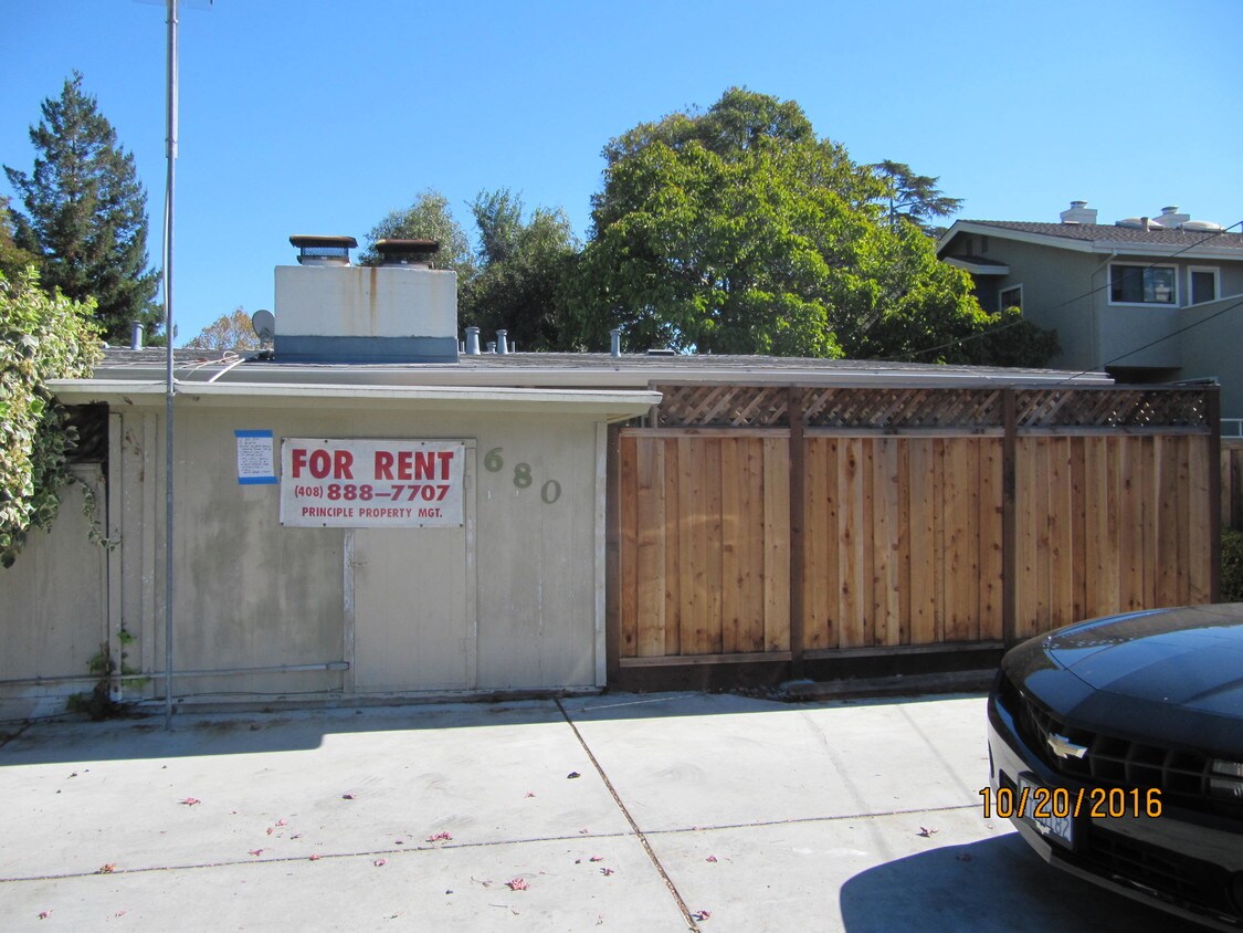Primary Photo - 680 Morse Ave