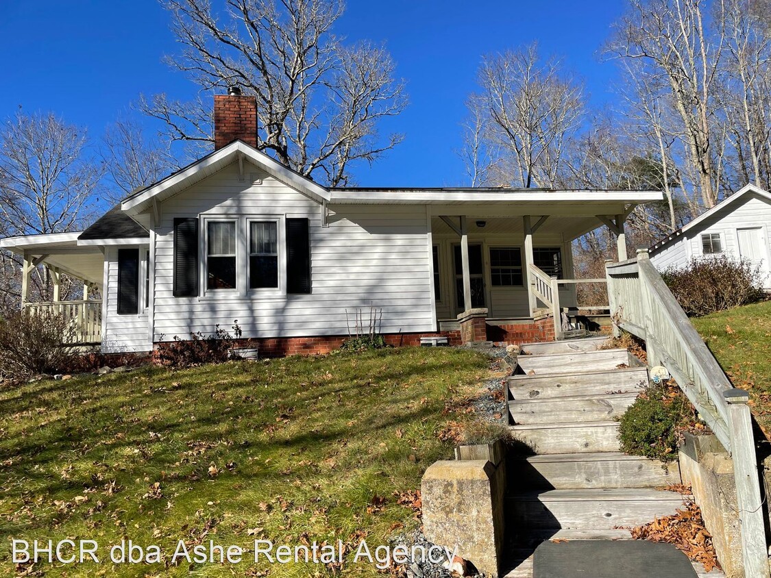 Primary Photo - 2 br, 1 bath House - 257 Park Vista Rd.
