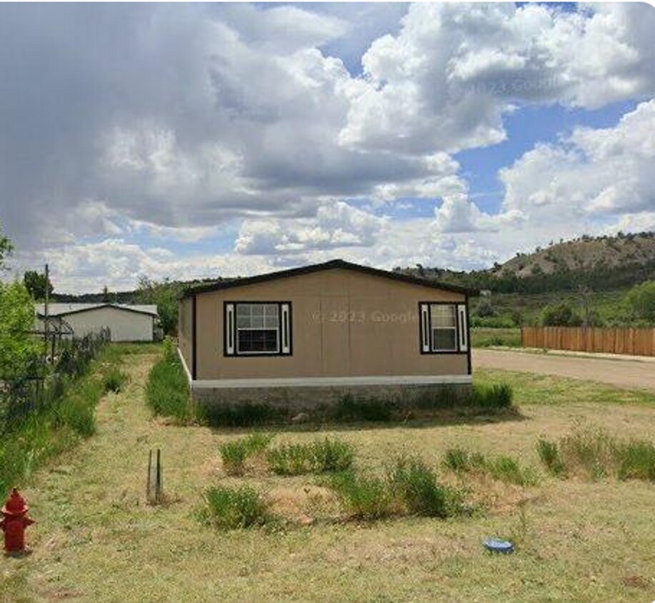 Building Photo - Downtown Mancos Living