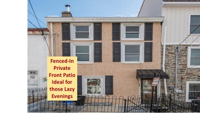 Building Photo - 165 Levering St