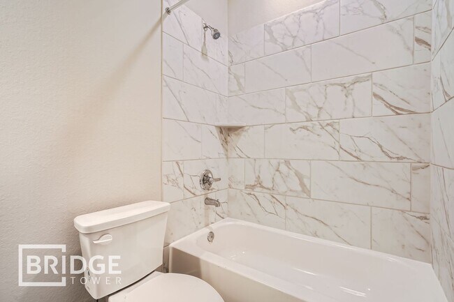 Foto del edificio - 18436 Idyllic Aly