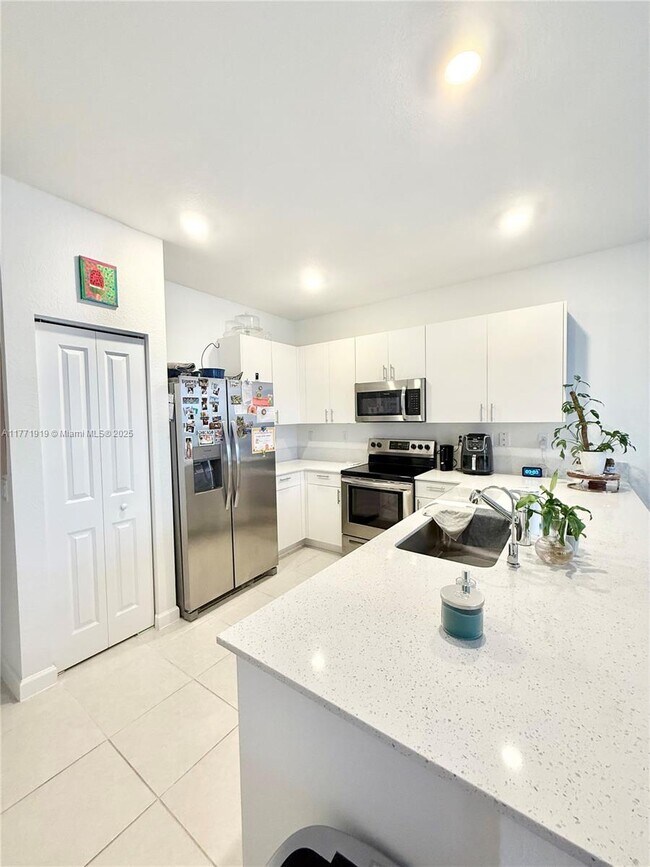 Foto del edificio - 23424 SW 127th Pl