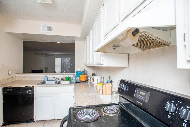 Foto del edificio - 12668 Windsor Village Dr
