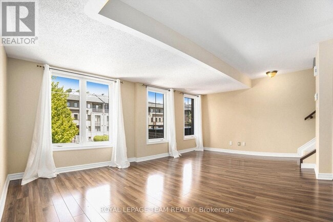 Building Photo - 283 Titanium Private