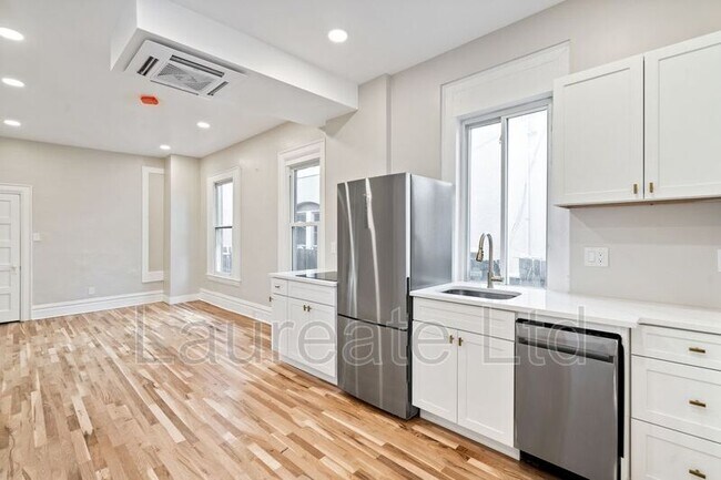 Foto del edificio - 252 Lincoln St