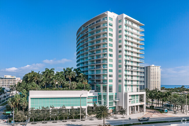 Foto del edificio - The Plaza at Oceanside