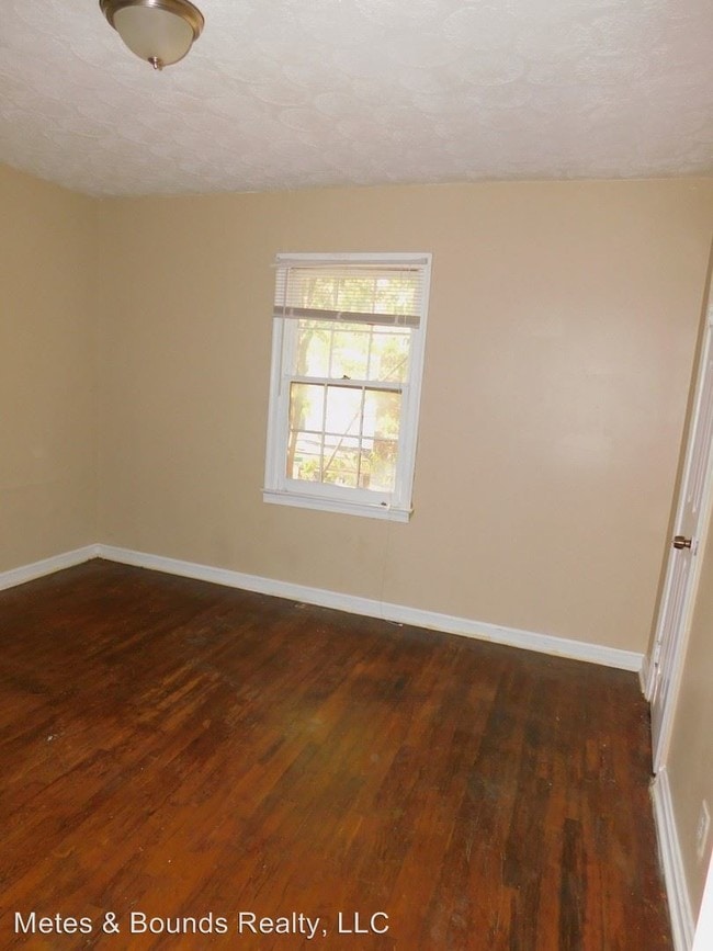 Building Photo - 641 Hamilton E Holmes Dr NW