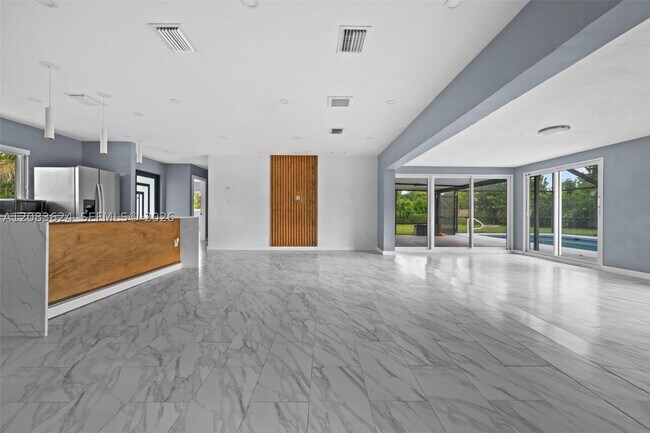 Foto del edificio - 5212 Santa Rosa Ct
