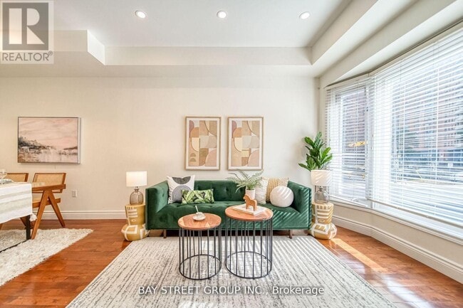 Building Photo - 228 Shuter St