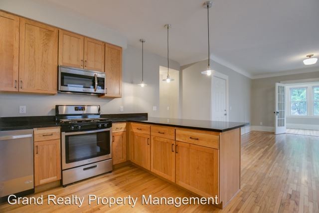 Foto principal - 1626 Carroll Ave