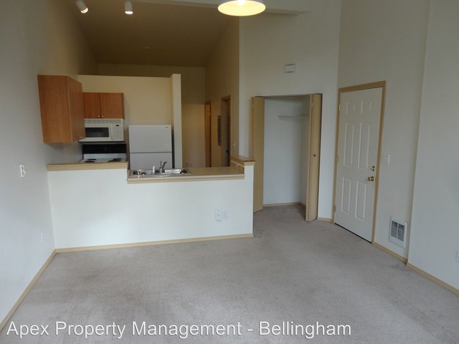 Interior Photo - City Suites Apartments