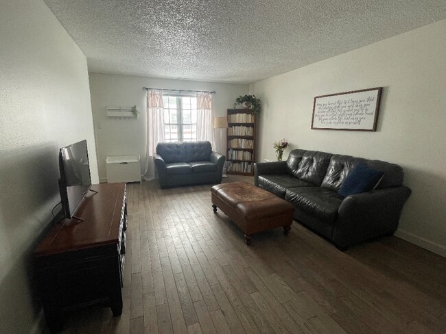 Foto del edificio - 7110 S Gaylord St