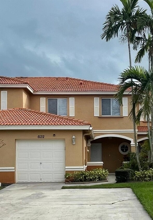 Foto principal - 6132 Southard St