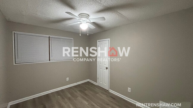 Building Photo - 4829 McCrory Ave