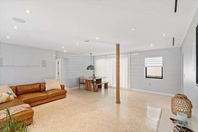 Foto del edificio - 308 S 26th Ave