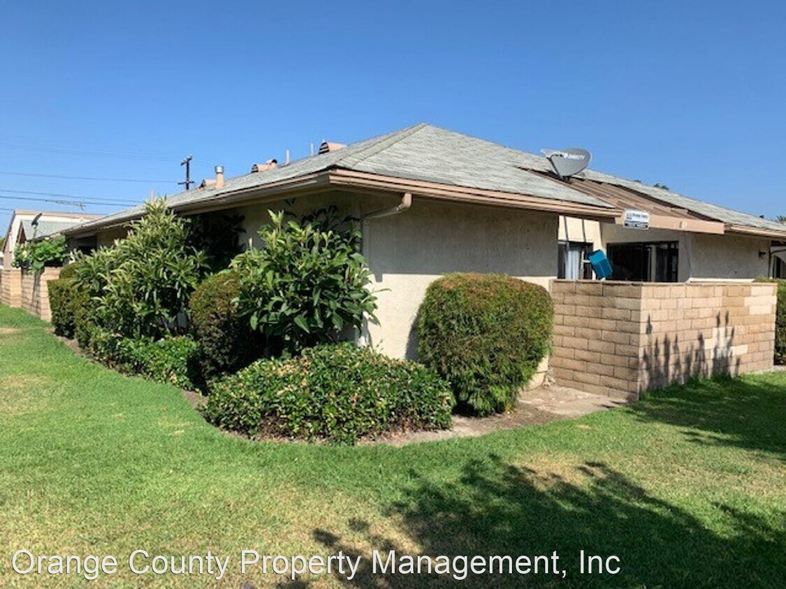 Foto principal - 869 S Lemon St