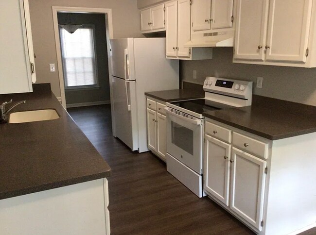 Foto del edificio - 7405 Ashbury Ct