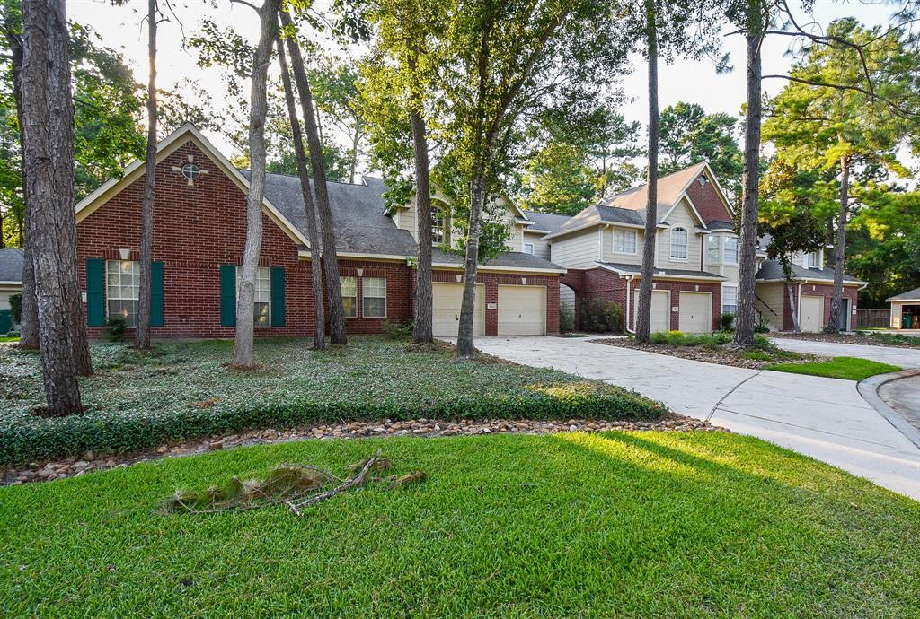 Primary Photo - 134 N Magnolia Pond Pl