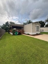 Building Photo - 10010 Cedar Landing Dr