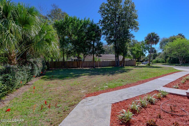 Building Photo - 907 Quail Run